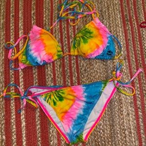 Billabong two piece tie-dye swimsuit!
